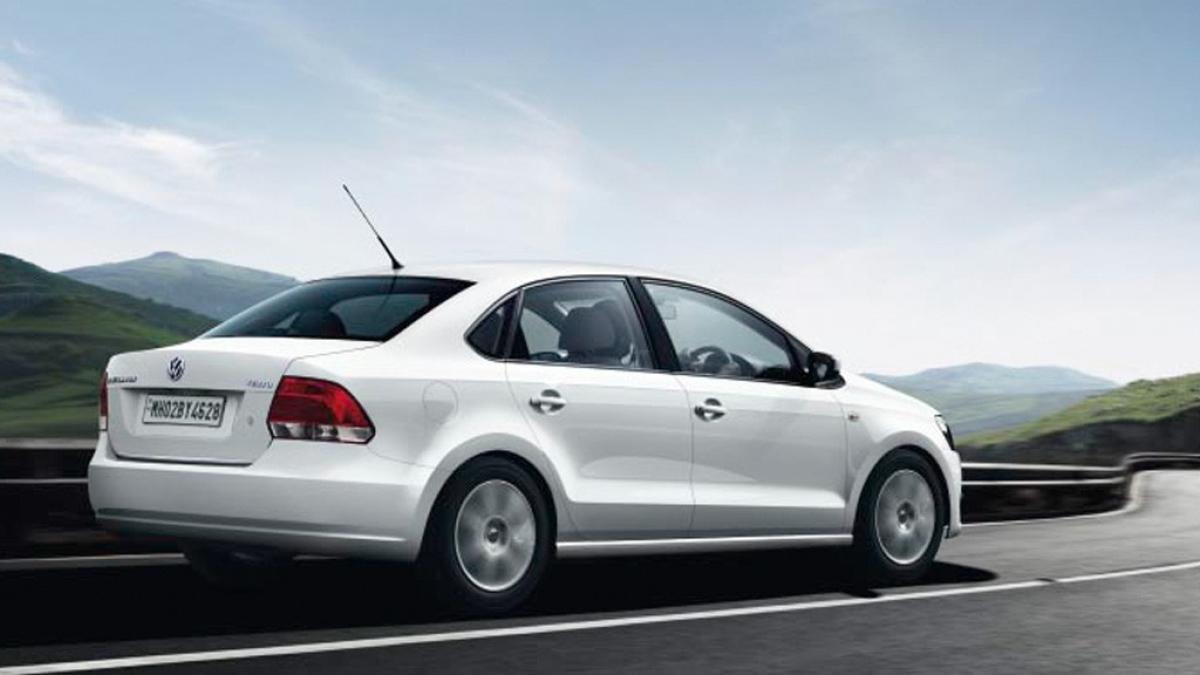 volkswagen_vento_3_92371800