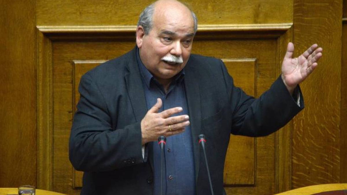 nikos_voutsis_82875900