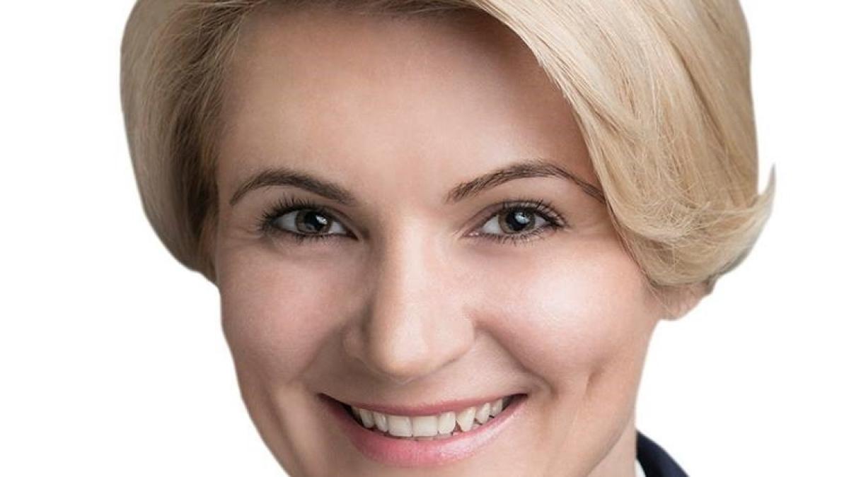 andreea_paul_91945300