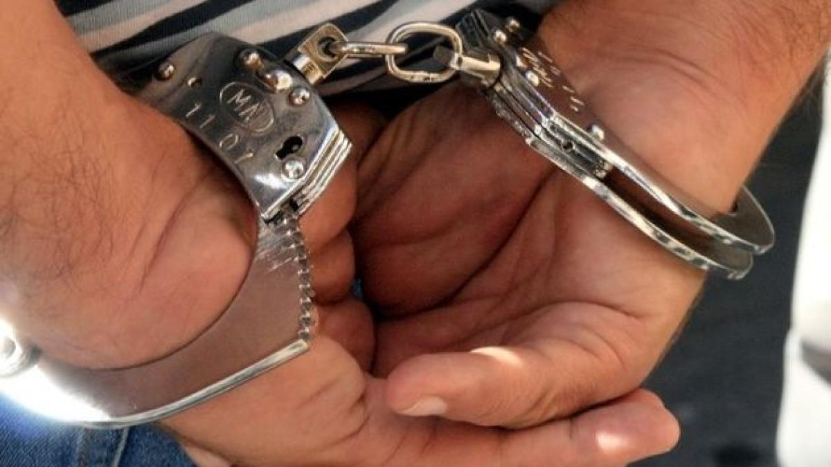 arestati_viol_02398500