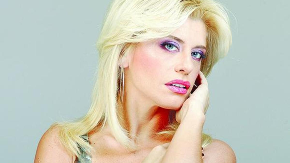 loredana_groza_39616500