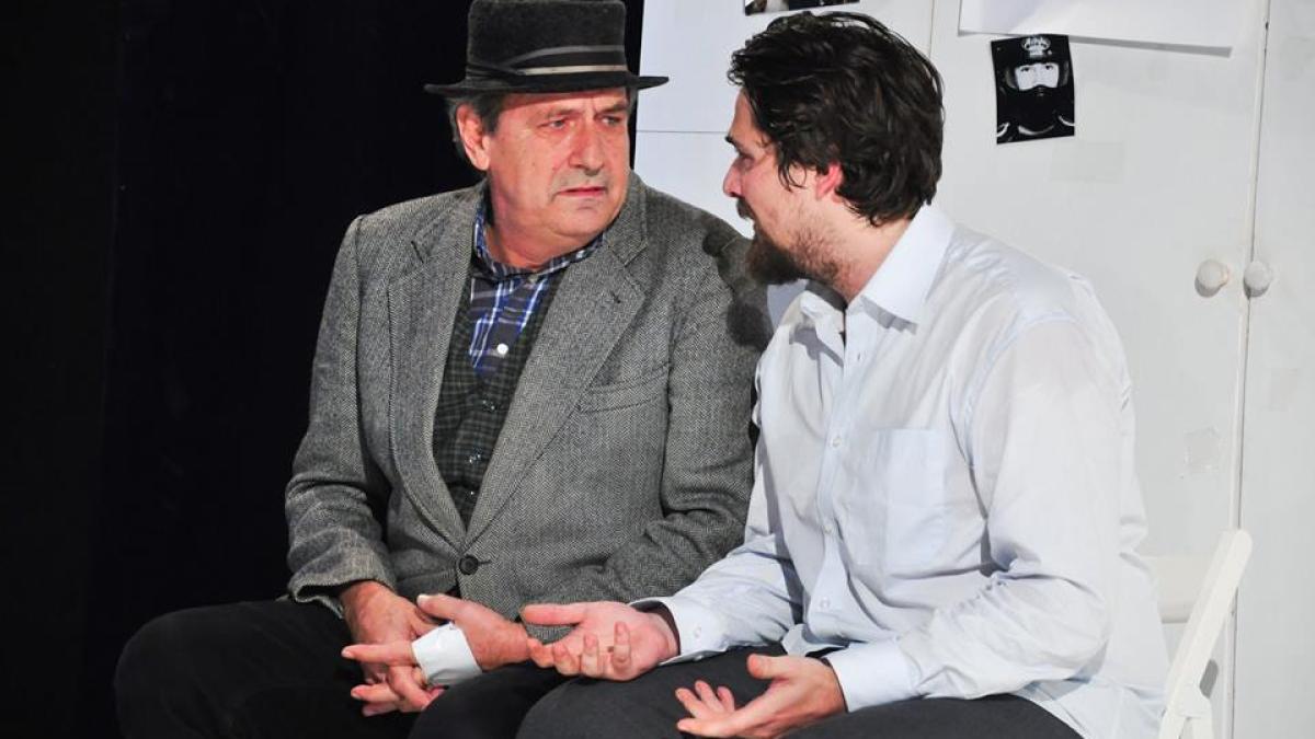 tatal_si_fiul_46476100