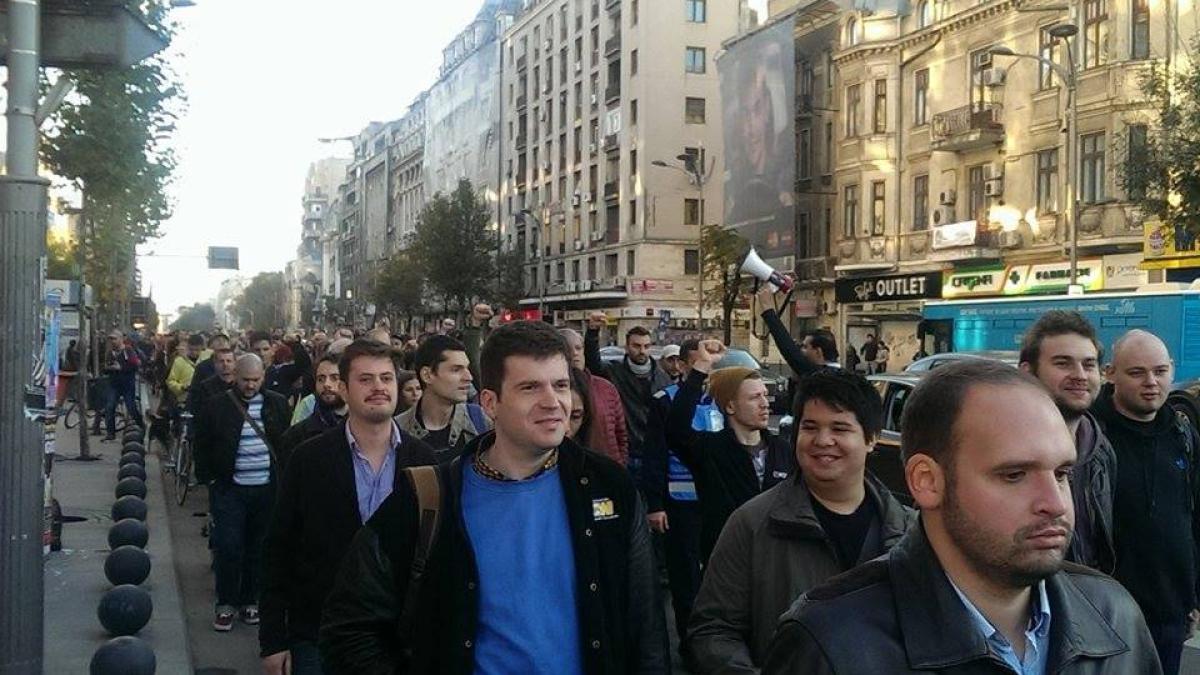 image_2015_10_25_20529572_0_protest_adresa_lui_gabriel_oprea_43891800