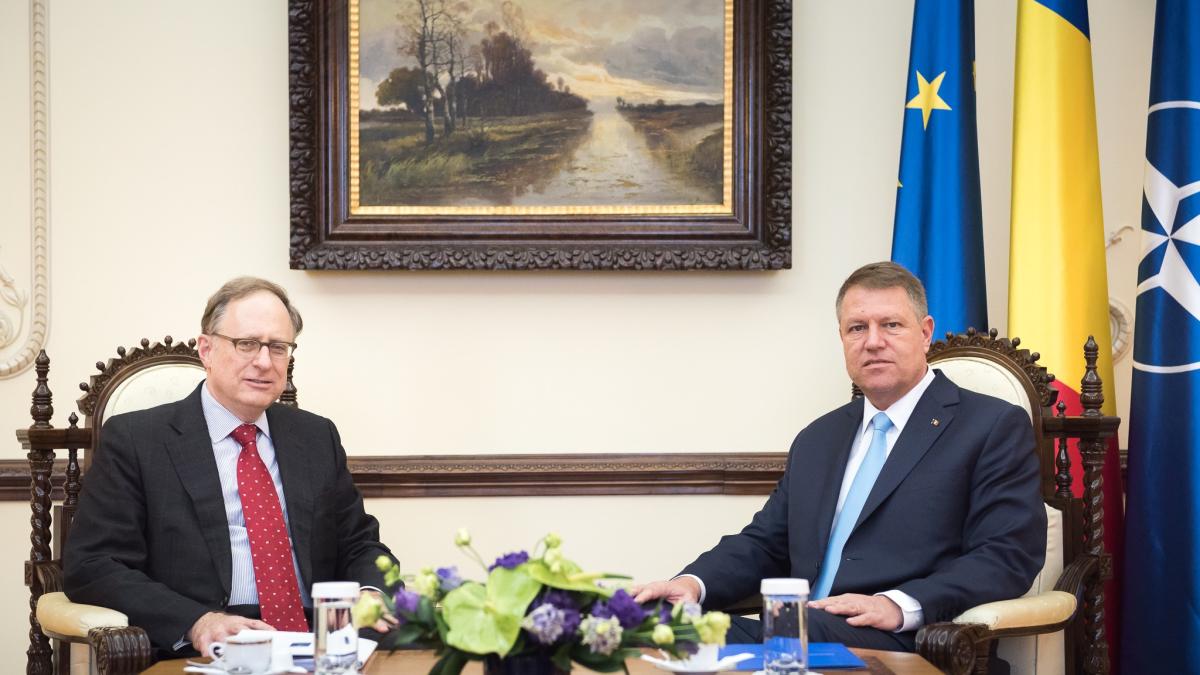 vershbow_iohannis_68310600