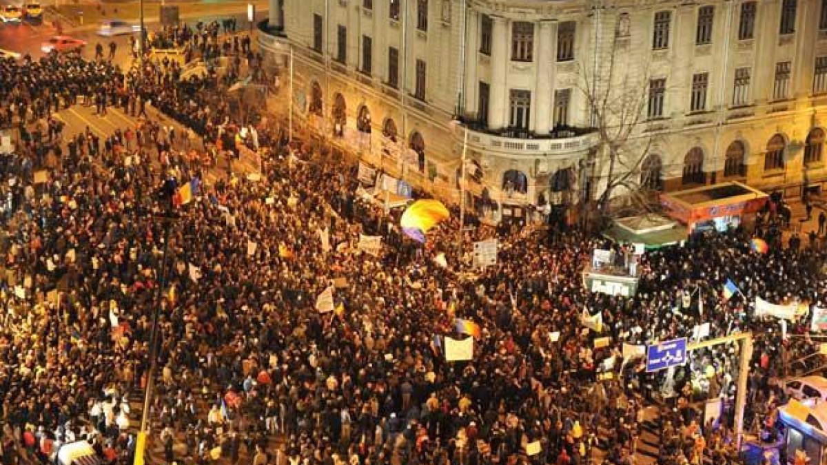 un_an_de_la_protestele_anti_basescu_din_piata_universitatii_18440776_69961100
