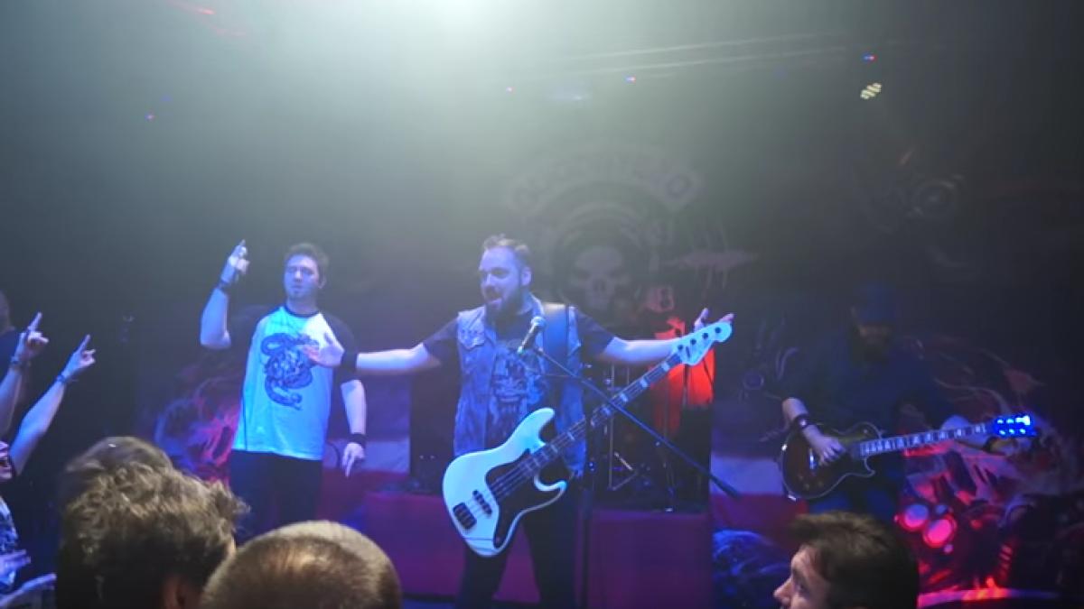 noi imagini din seara groazei de la colectiv video