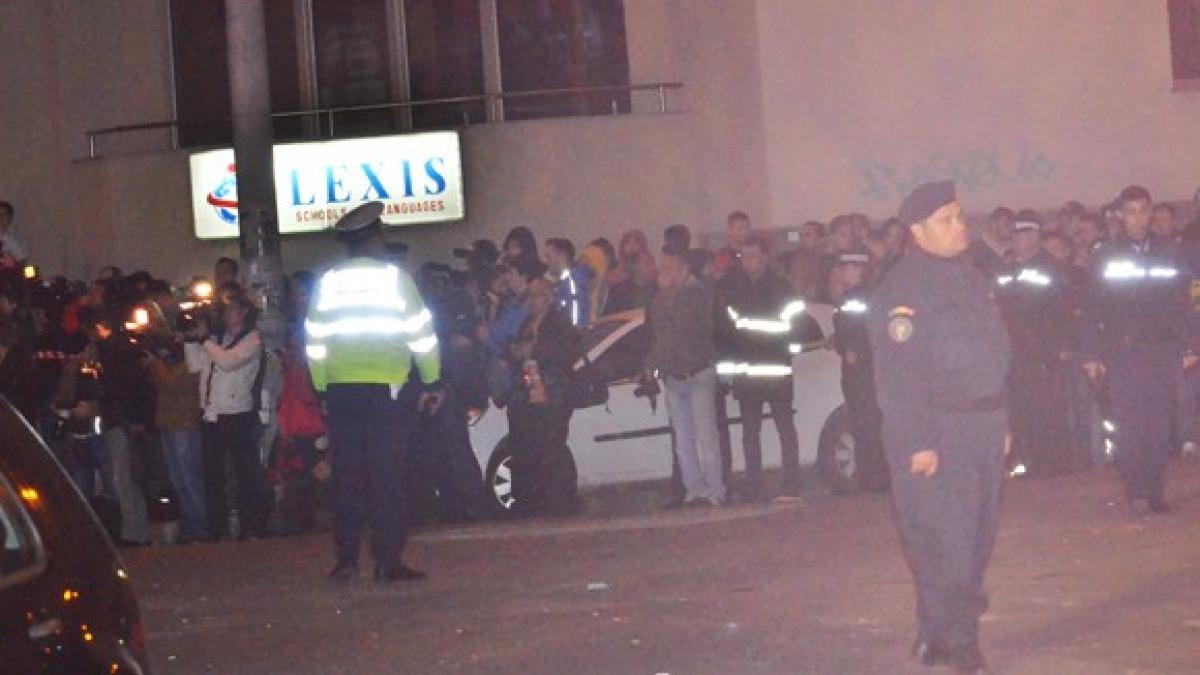 club_colectiv_afara_07596500