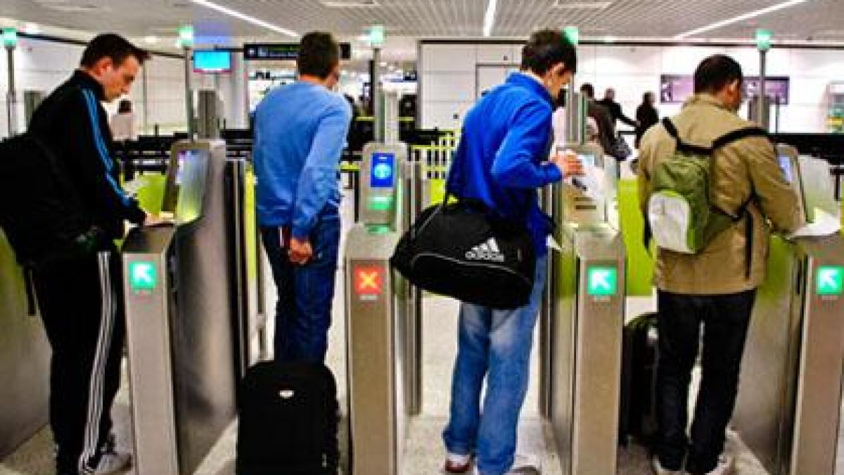 tineri_emigranti_20164800