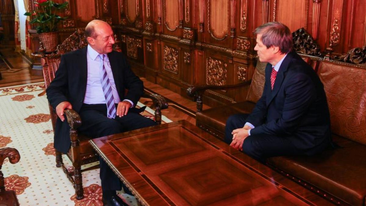 ciolos_basescu_77143900