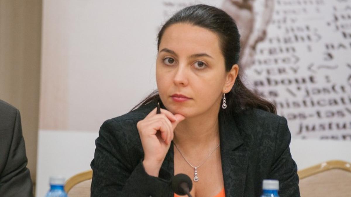 laura_stefan_08911000