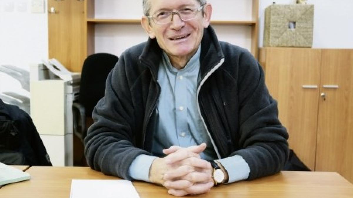 interviu_cu_dumitru_sandu__profesor_de_sociologie__ce_trebuie_sa_faca_iohannis_ca_sa_si_pastreze_sustinerea_506573_72878200