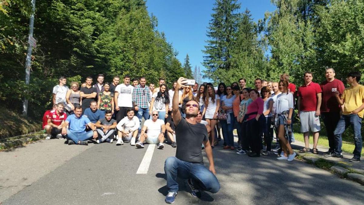 12027540_1187815604578207_8220431967678466997_n_15090600