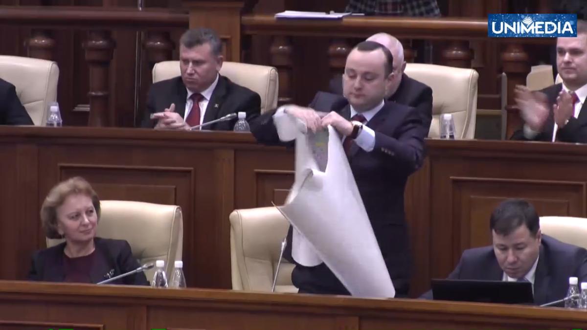 screen_shot_2015_12_10_at_1_09_21_pm_42243700