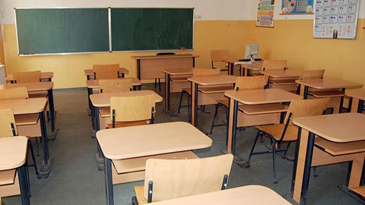 scoala_banci_17207300