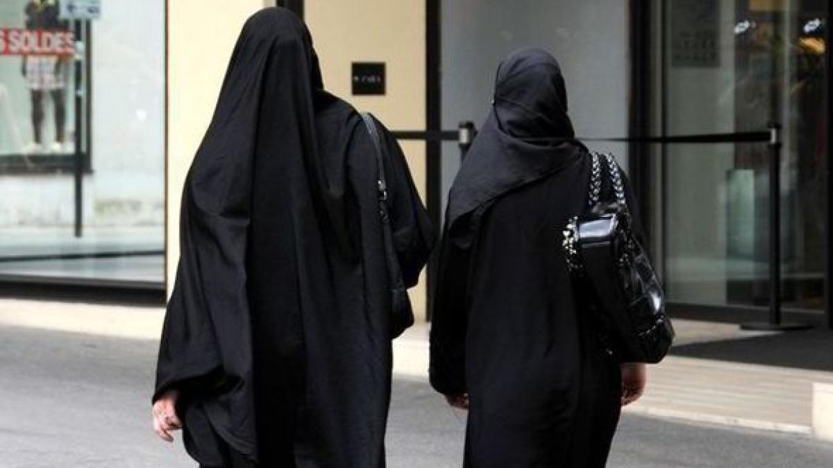 burka_femei_32034100
