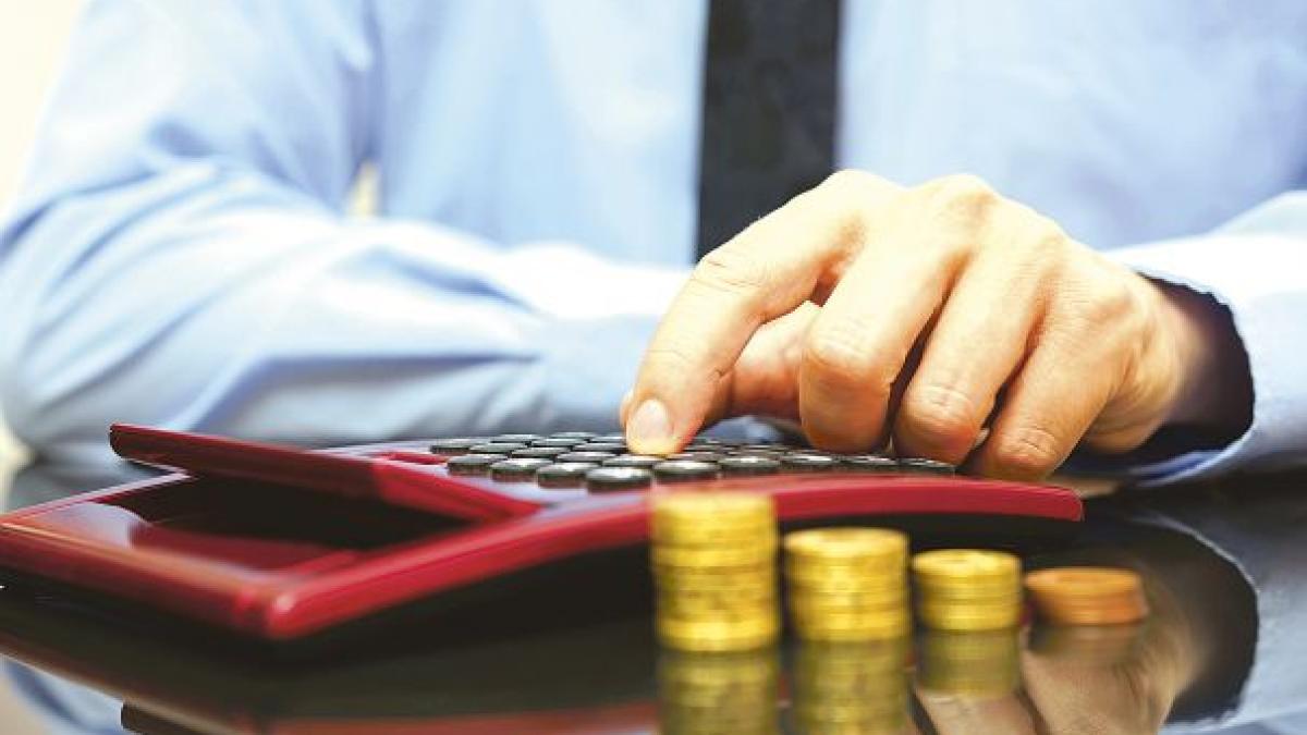 12_13_conturi_calcule_shutterstock_212_465x215_88340100