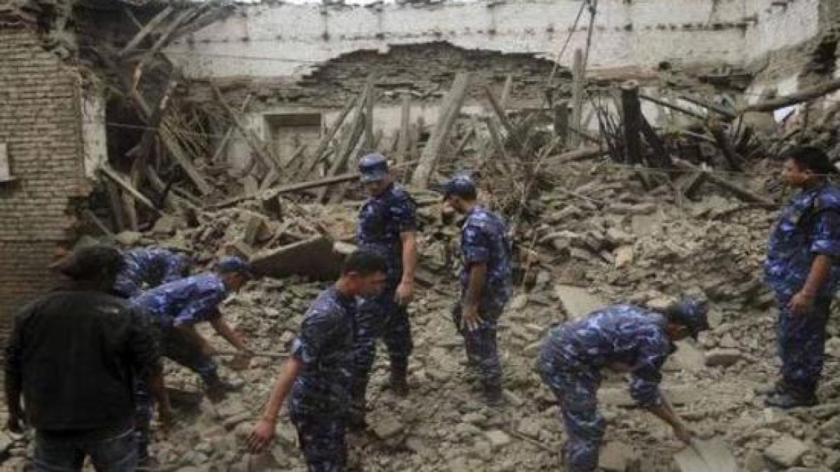 cutremur_in_nepal_bilantul_victimelor_depaseste_5_000_de_morti_18504460_82865300