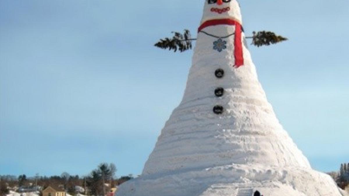 cel_mai_inalt_om_de_zapada_a_fost_construit_intr_o_luna_cat_masoara_352028_30127500