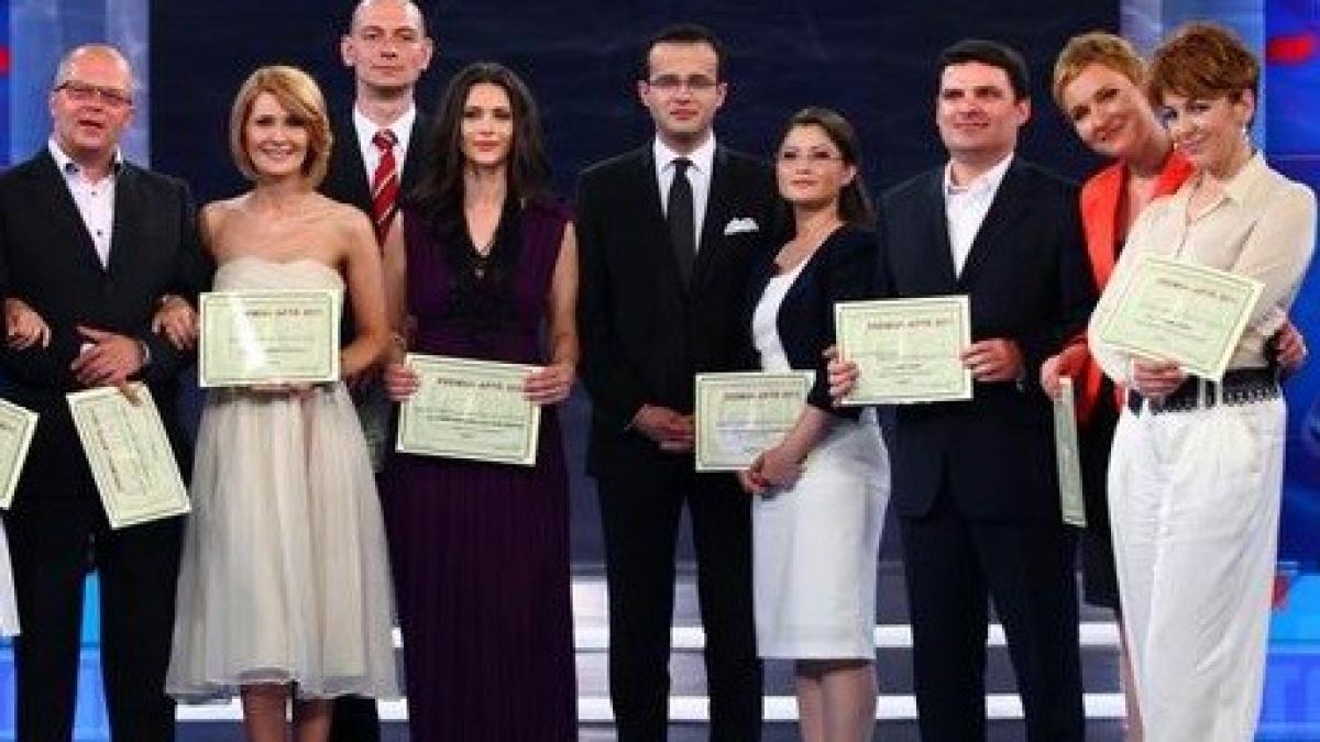 jurnalistii_antena_1_si_3_premiati_la_gala_aptr_2011_84095000