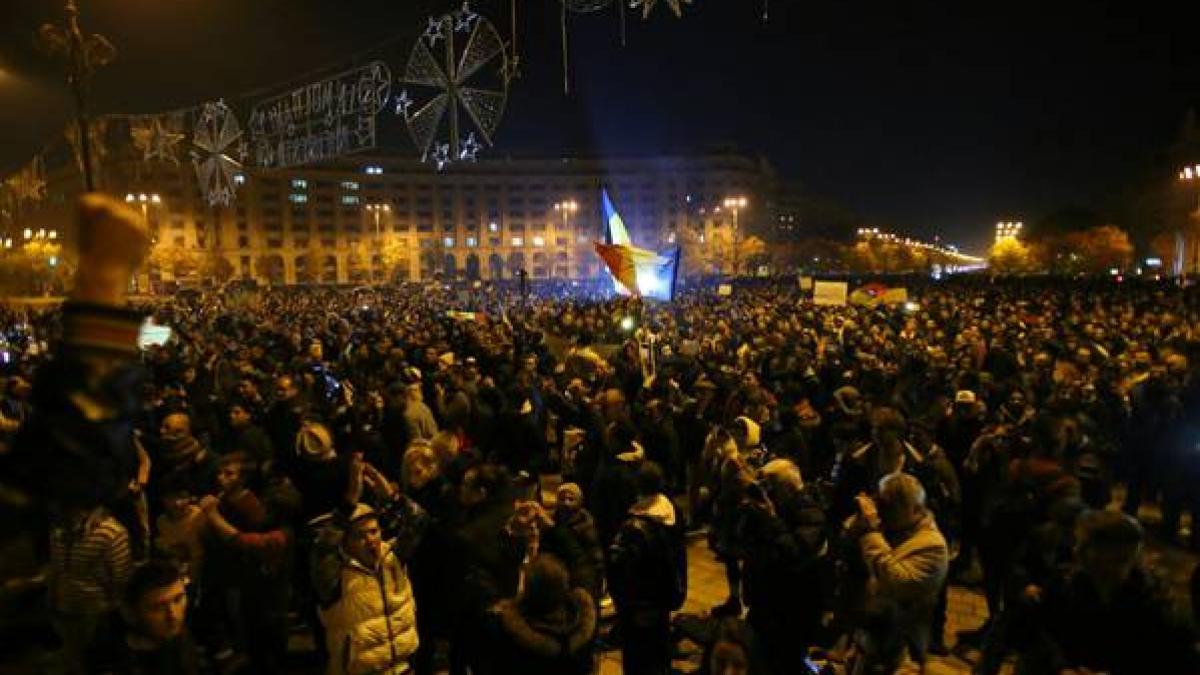 daniel baluta primarul sectorului 4 iese in strada este o rusine