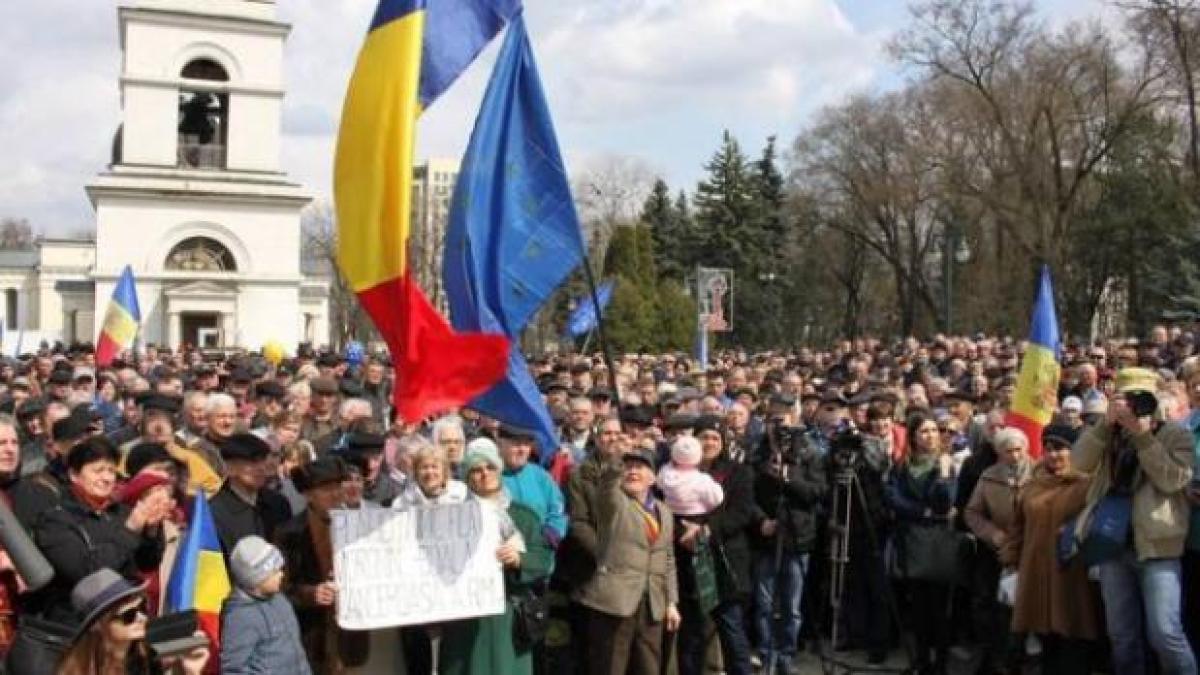 o_noua_zi_cu_proteste_de_amploare_la_chisinau_18526054_03112900