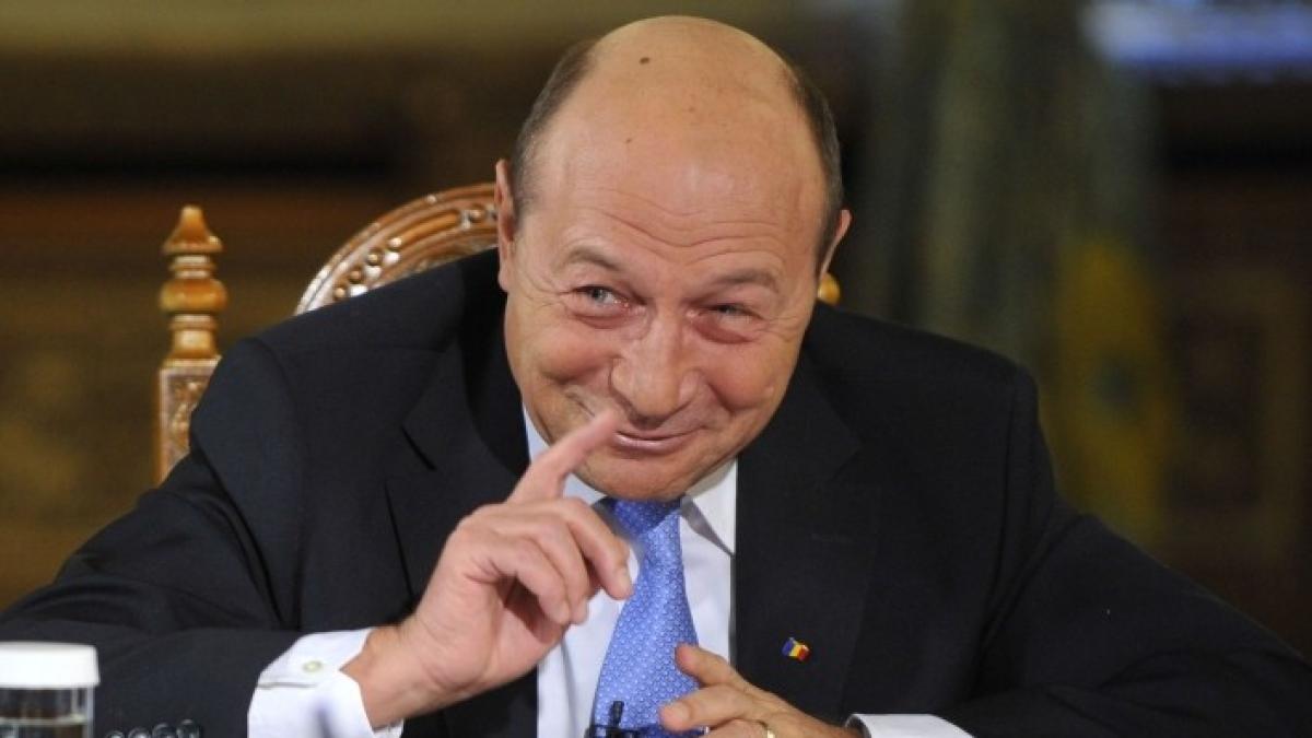 basescu_72231400