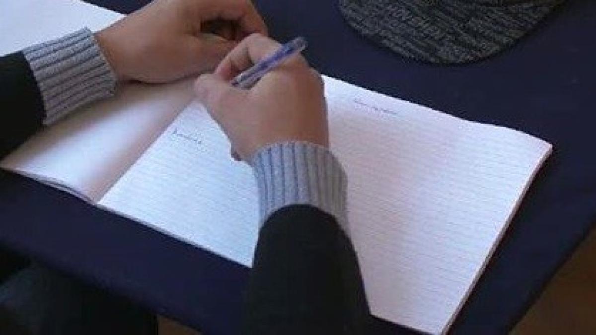 elev_lucrare_70616100