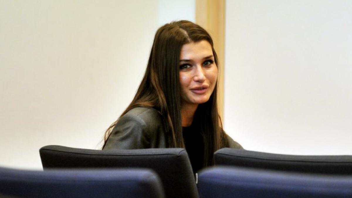 elena_basescu_24997600