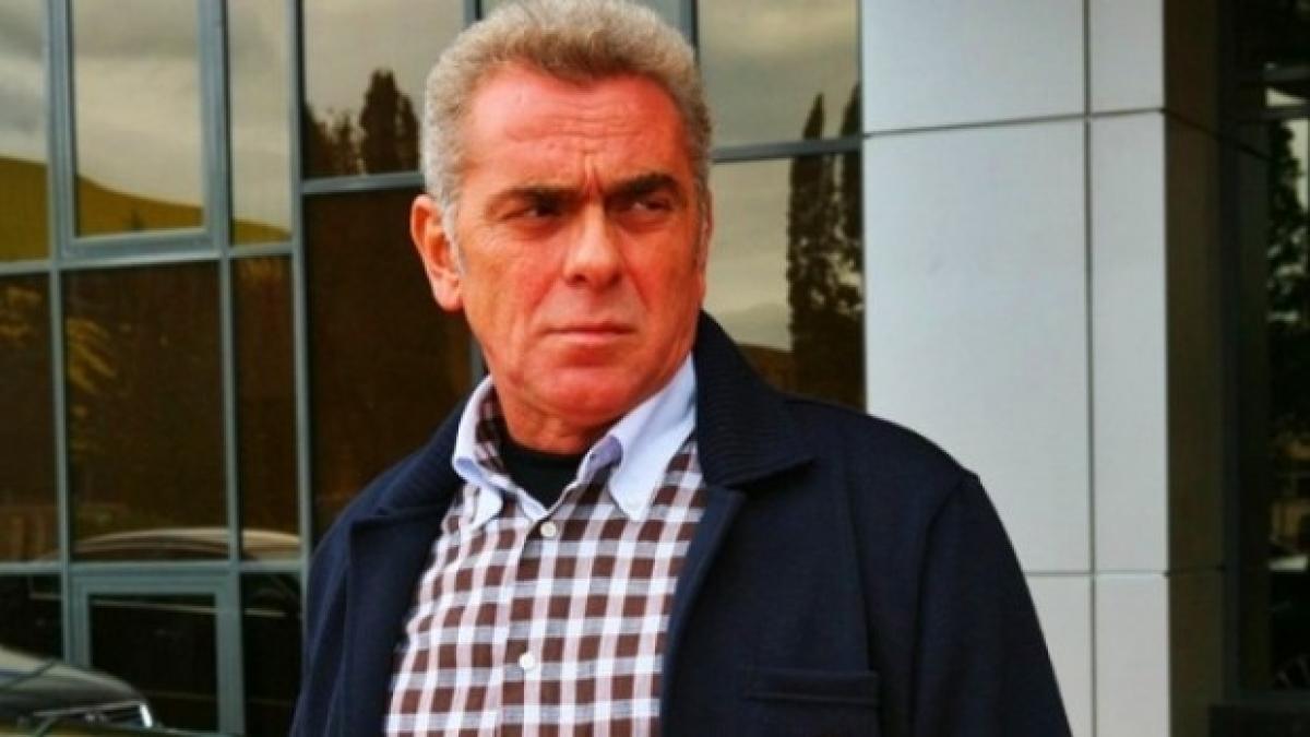 61453131_70144600_47217100