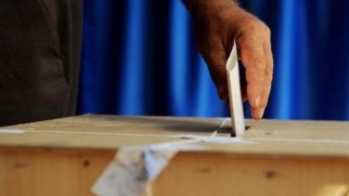 romani_mergeti_la_vot_prezenta_la_vot_la_nivel_national_la_ora_19_00_48_89_18496355_01335600_17924300