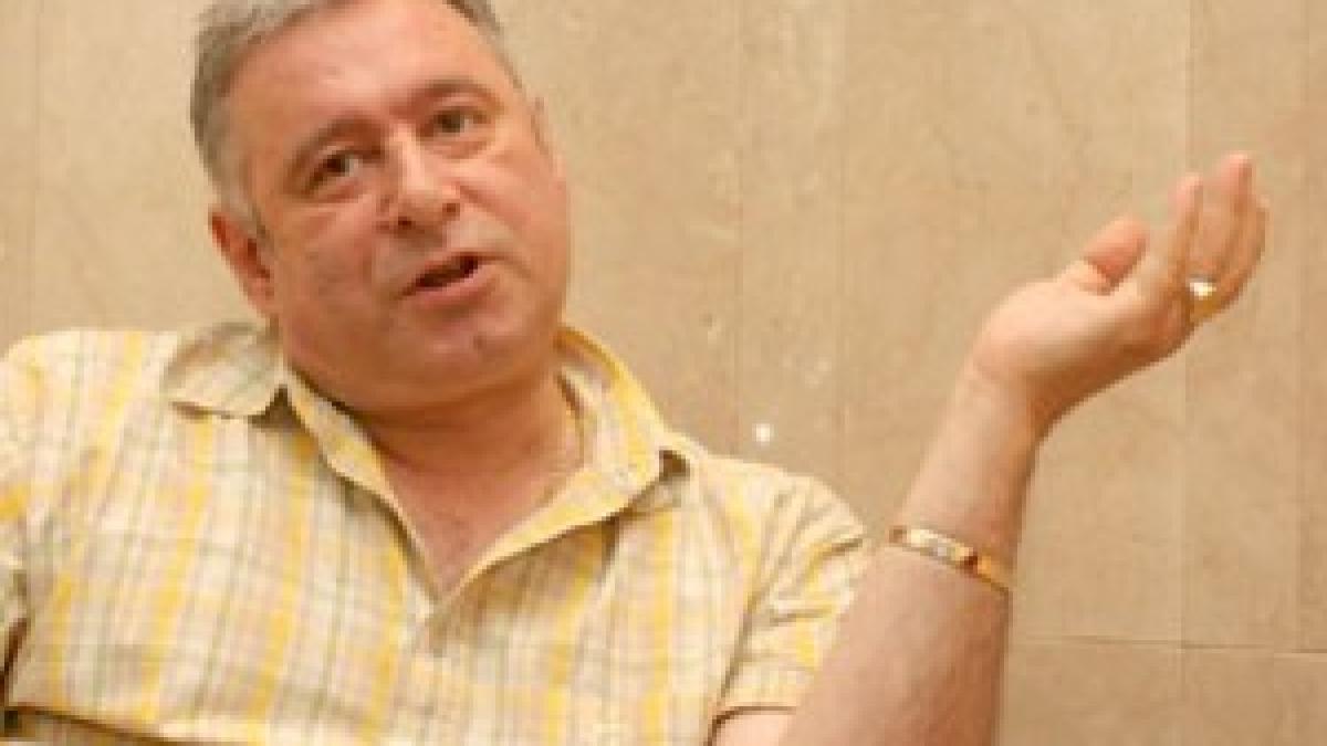 madalinvoicu_300x243_84157300