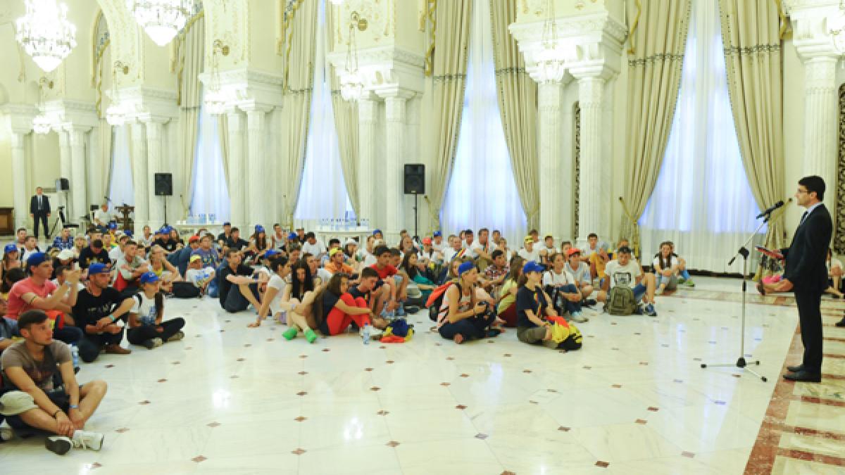 tineri_moldova_presedintie_administratia_prezidentiala_cotroceni_67095800