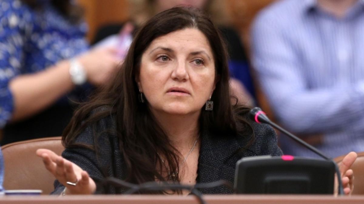 raluca_pruna_95578800