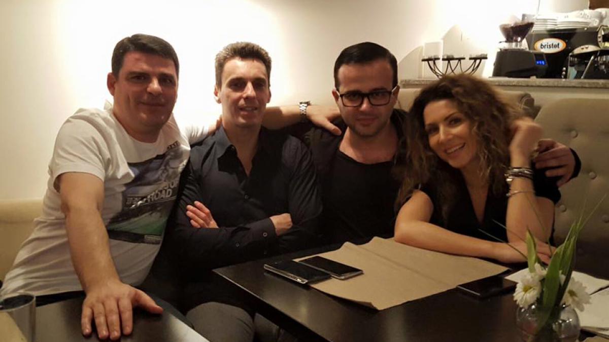 12804779_1259366050759161_8406793291251887445_n_04742400