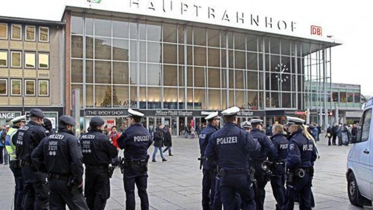 roman_migrant_465x390_63023500