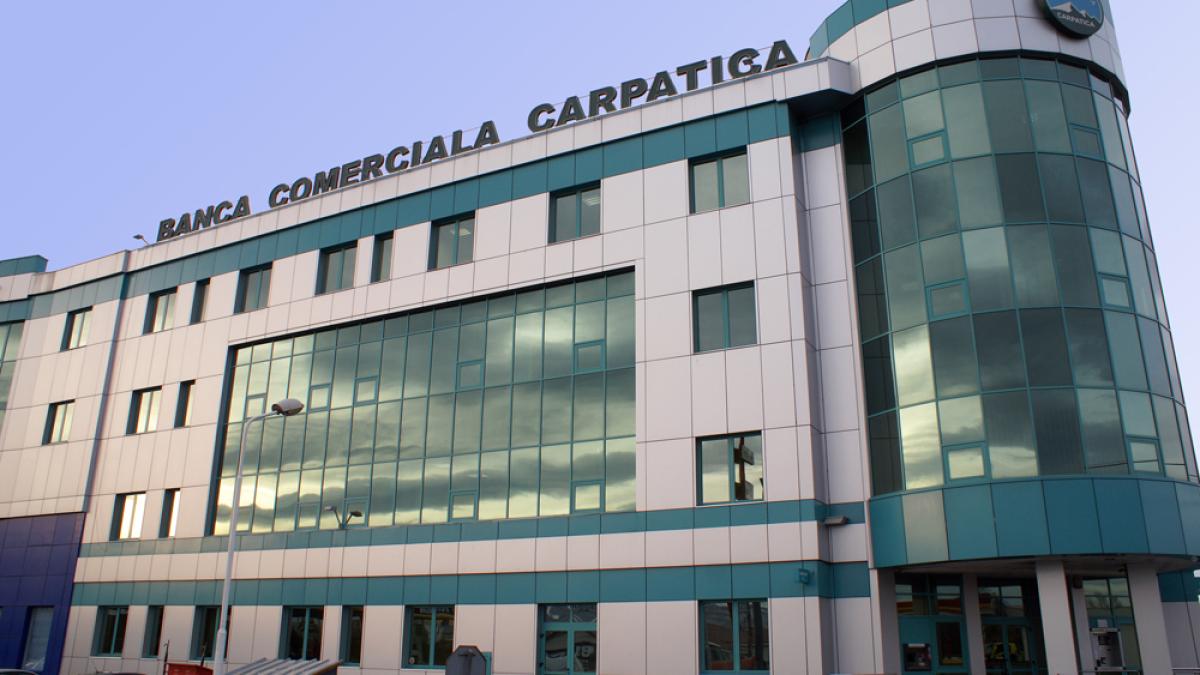 banca_carpatica_01_48924300