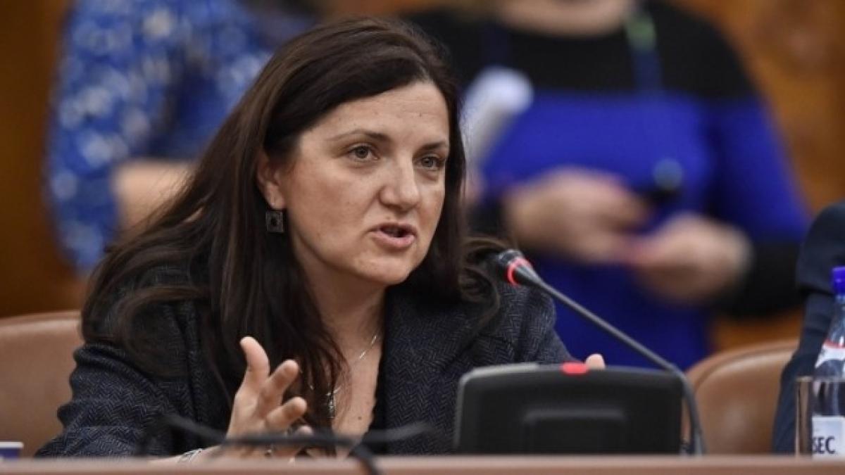 raluca_pruna_64288300_59961100