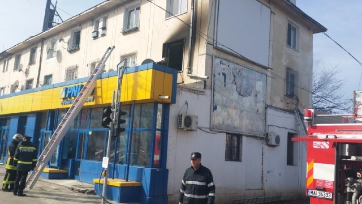 incendiu langa sediul pnl focul pus inten ionat video
