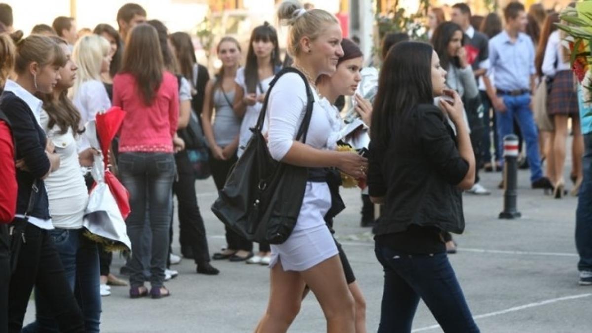 eleve_indecente_26066900_69786900_71807500