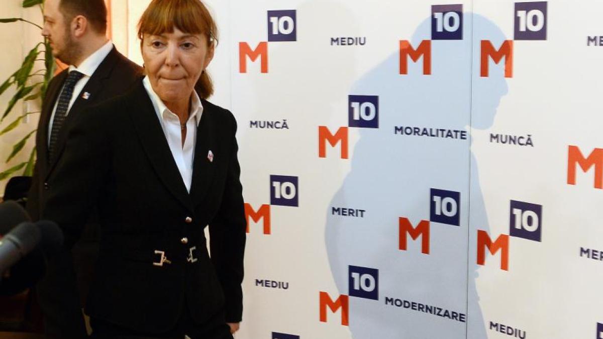 gabriela firea monica macovei este datoare cu ni te scuze poporului roman video