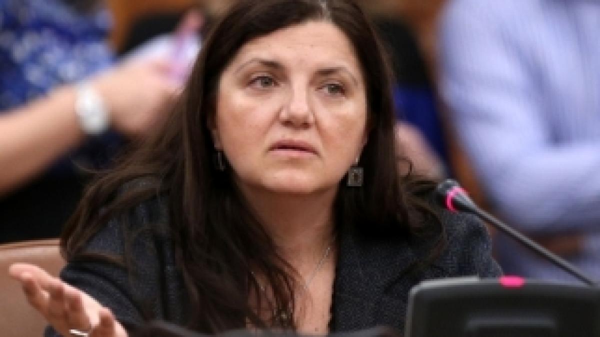 raluca_pruna_95578800_14111100