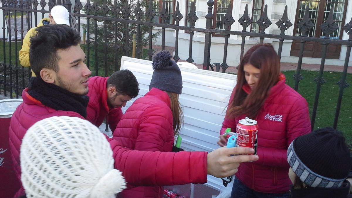 coada_coca_cola_2_54165600