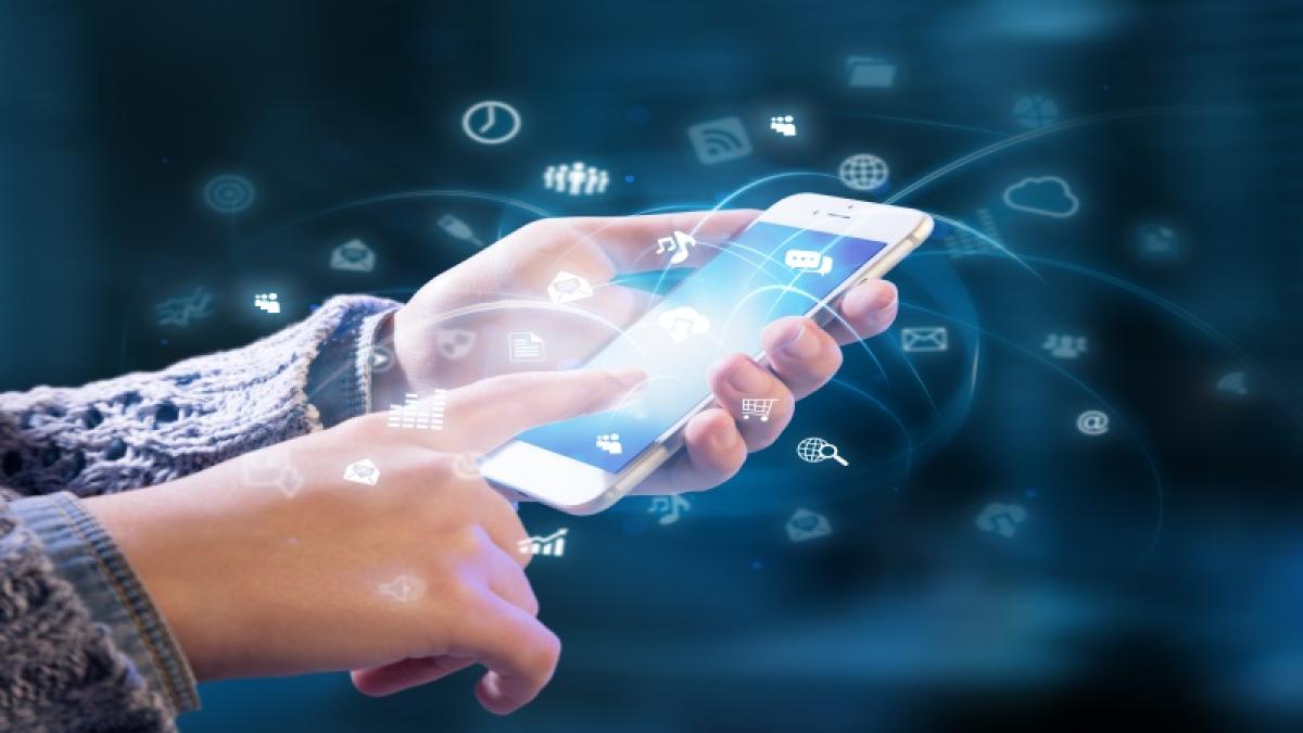 mobile_phone_22046900