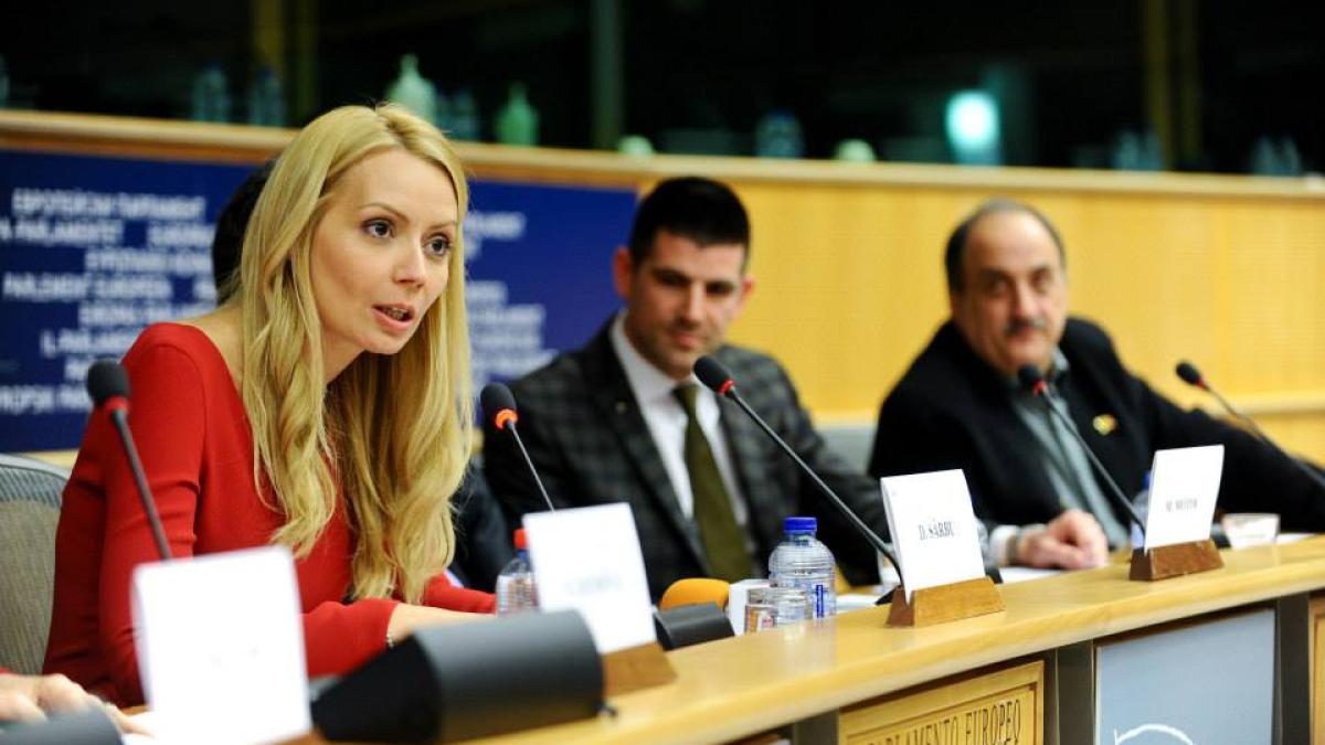 11114020_892501237479896_2044697549378276837_n_85087800