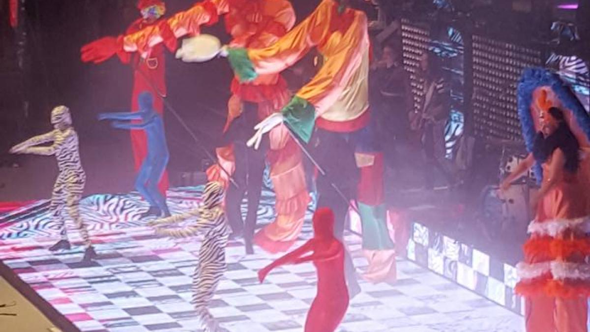 12049352_964276103621280_5531190943172597111_n_28775300