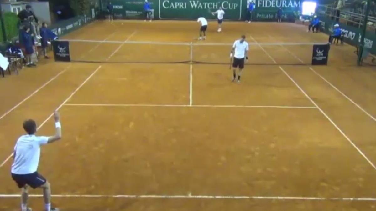 incident pe terenul de tenis arbitrul de scaun decizie radicala