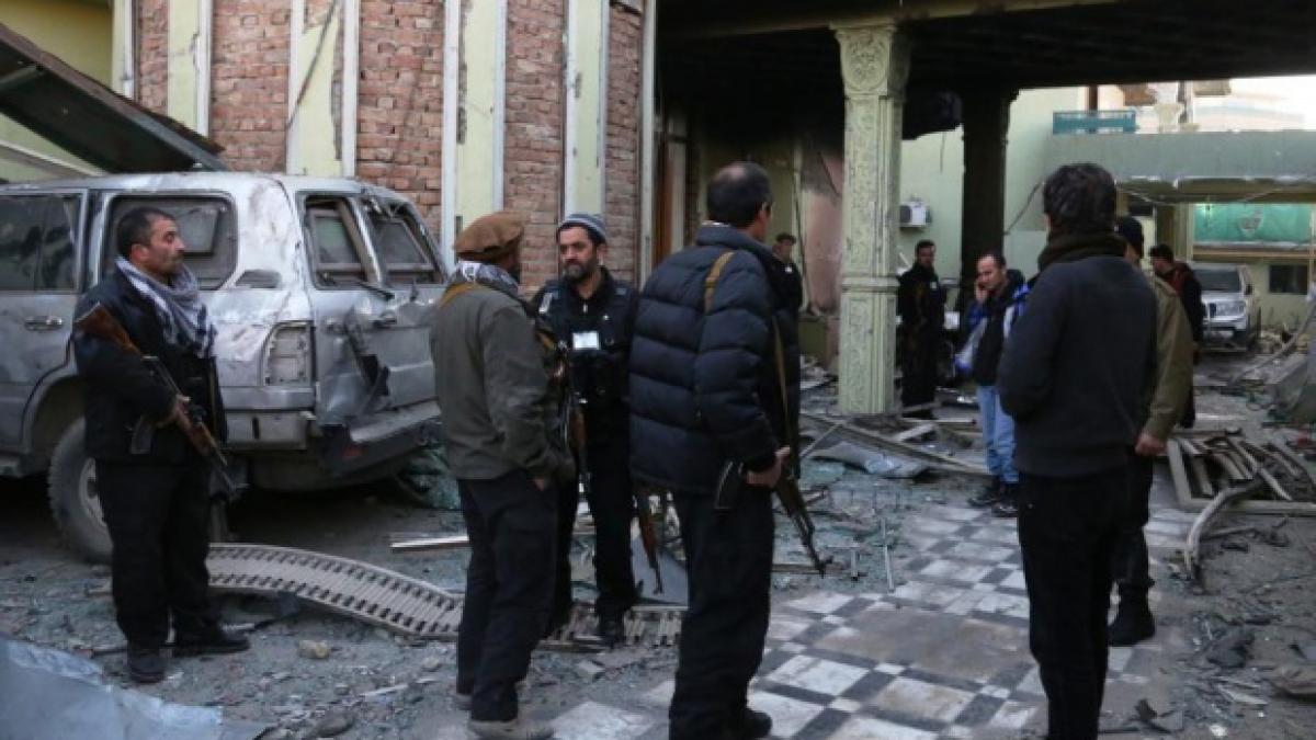 explozii_in_bagdad_cel_putin_14_persoane_au_murit_378475_74387300