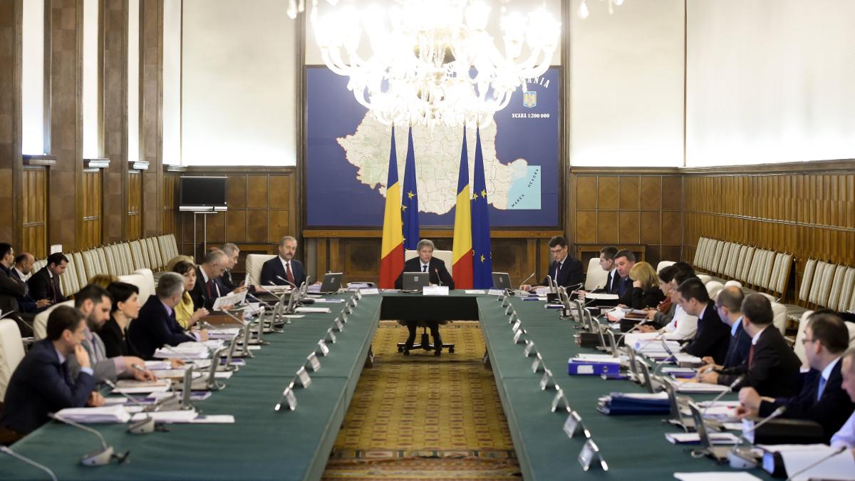 guvern_ciolos_50593400