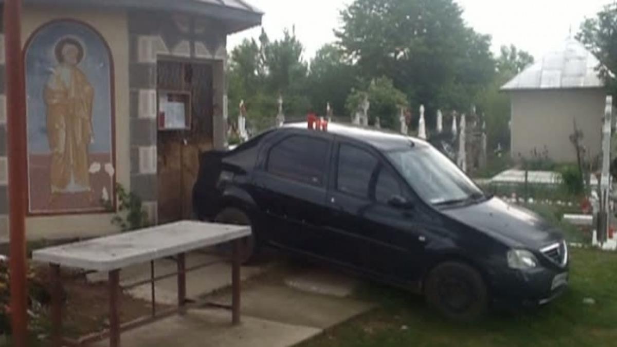 masina_cimitir_51625800_80325400