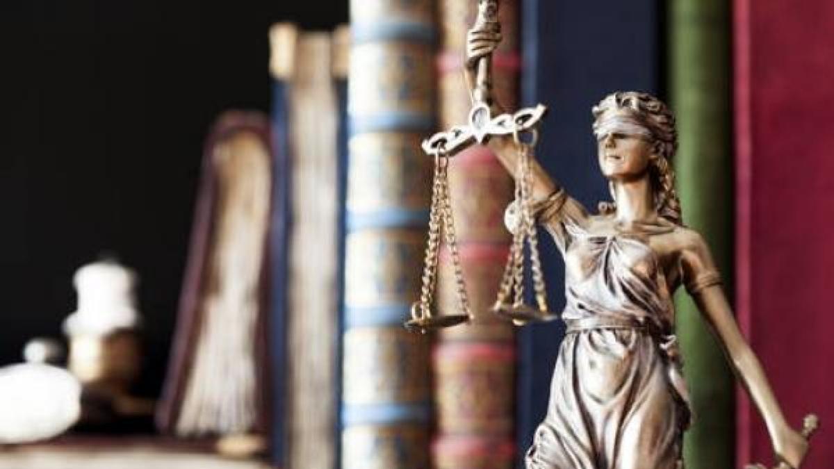 proiect_de_lege_imunitate_sporita_pentru_avocati_acestia_nu_mai_pot_fi_perchezitionati_82282500